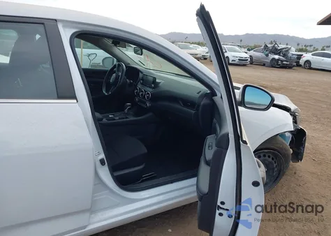 2025 Nissan Sentra S z USA, uszkodzony, nr VIN 3N1AB8BV6SY213519